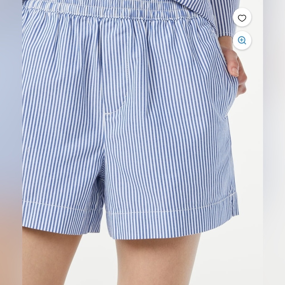 Free Assembly Women's Striped Shorts Size XL Blue White Elastic Waist Casual